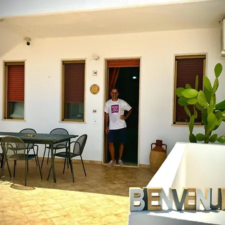 Trande Aparthotel