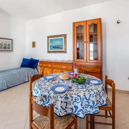 Trande Aparthotel 3*