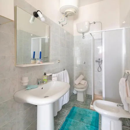 Trande Aparthotel